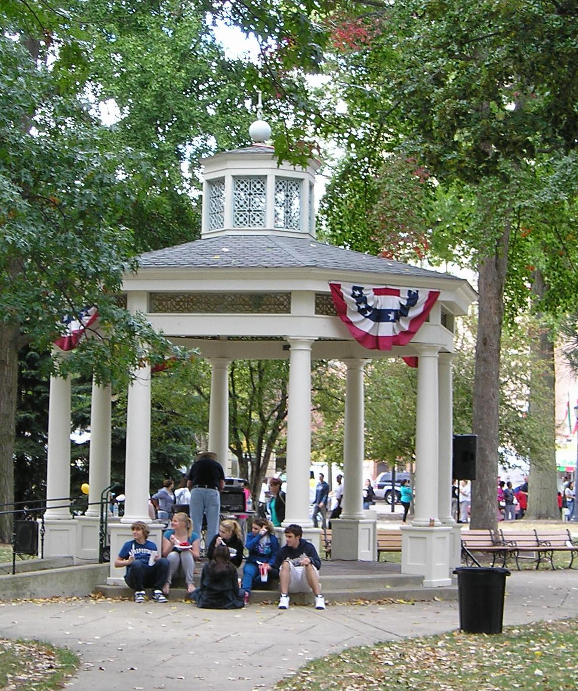 Elyria Apple Festival Elyria, Ohio