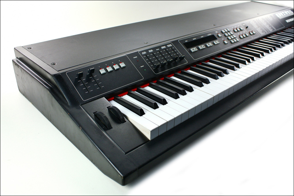 MATRIXSYNTH: Kurzweil MIDIboard 88 Key Keyboard Controller