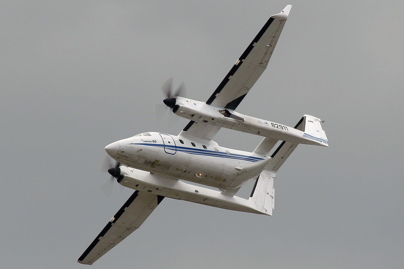 nhungdoicanh Sukhoi Su80