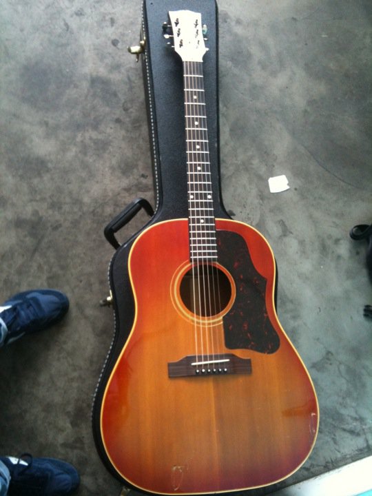 Miranda Dodson New/Old Guitars Make Me Happy...