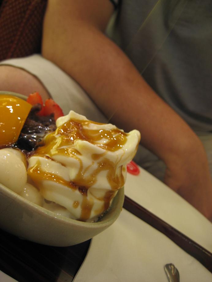 Mcfadden is Flying to the Moon M.O.P Japanese Dessert Pavilion