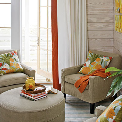 Site Blogspot  Designsmall Living Room on Palette For The Family Room  Aqua  Persimmon  Saffron  And White