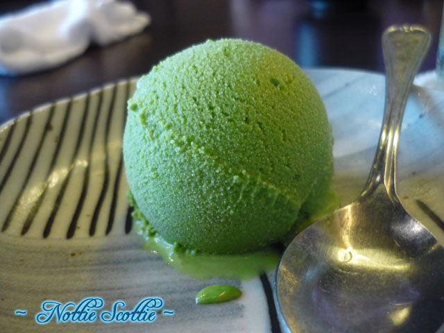 [green+tea+ice-cream.jpg]
