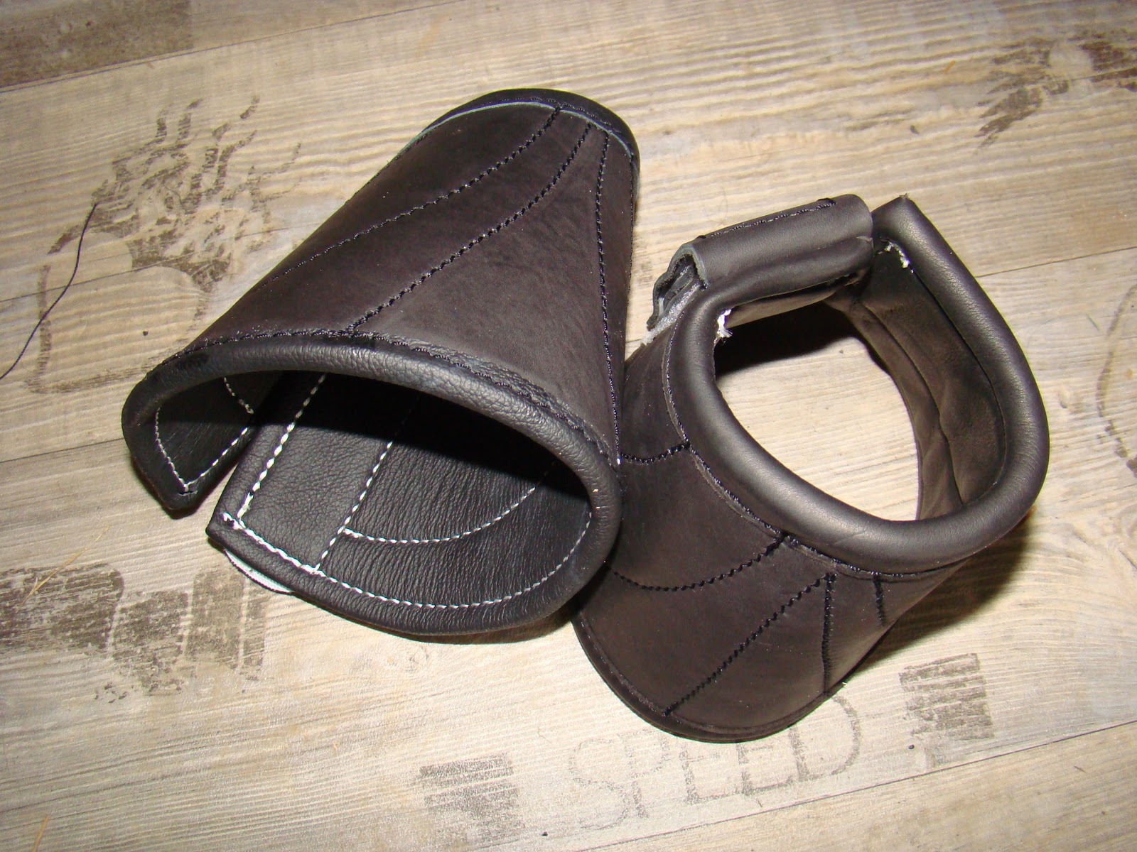 Angled Wall Closet Rod Bracket