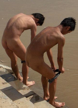 Transvestite bdsm maid Tranny loves wants