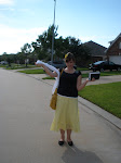 Hey look mom, I love my yellow skirt!