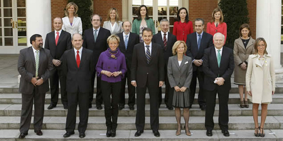 uno de los variables consejos de ministros del gobierno de Zapatero: alteración legislativa de las fechas del calendario a partir del 1 de enero de 2011