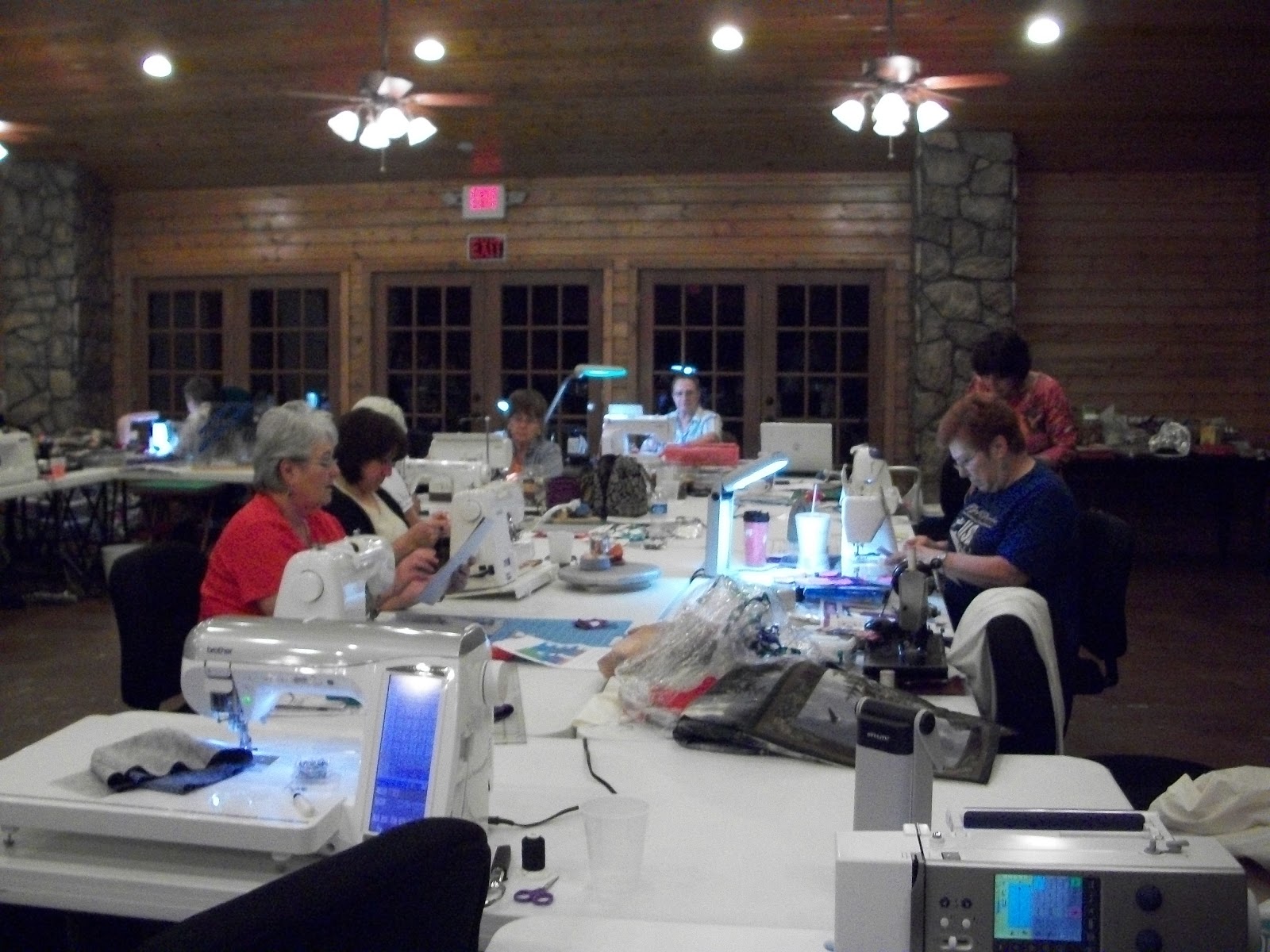 LIZZIEBETH'S Quilt Retreat