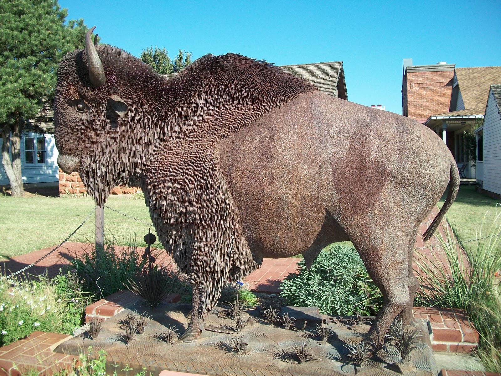Cats, Kids and Crafts Western Oklahoma Statues