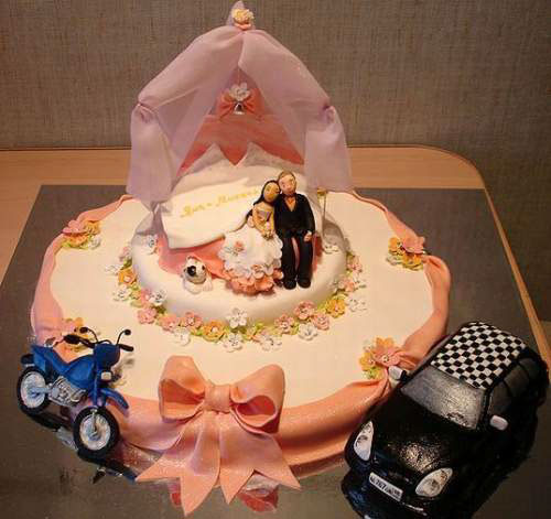 [weddingcakes11.jpg]