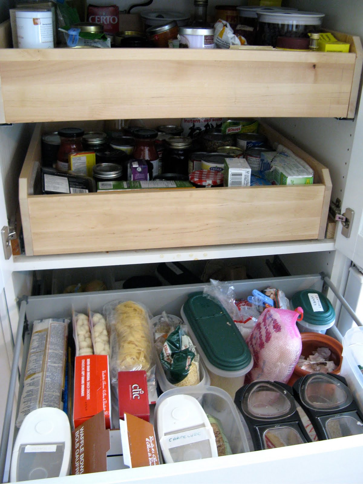 pour toujours Customized pantry, Gardemanger adapté