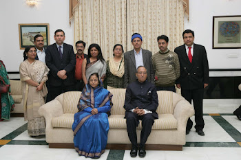 AN SHIBLI WITH PRESIDENT OF INDIA PRATIBHA PATIL