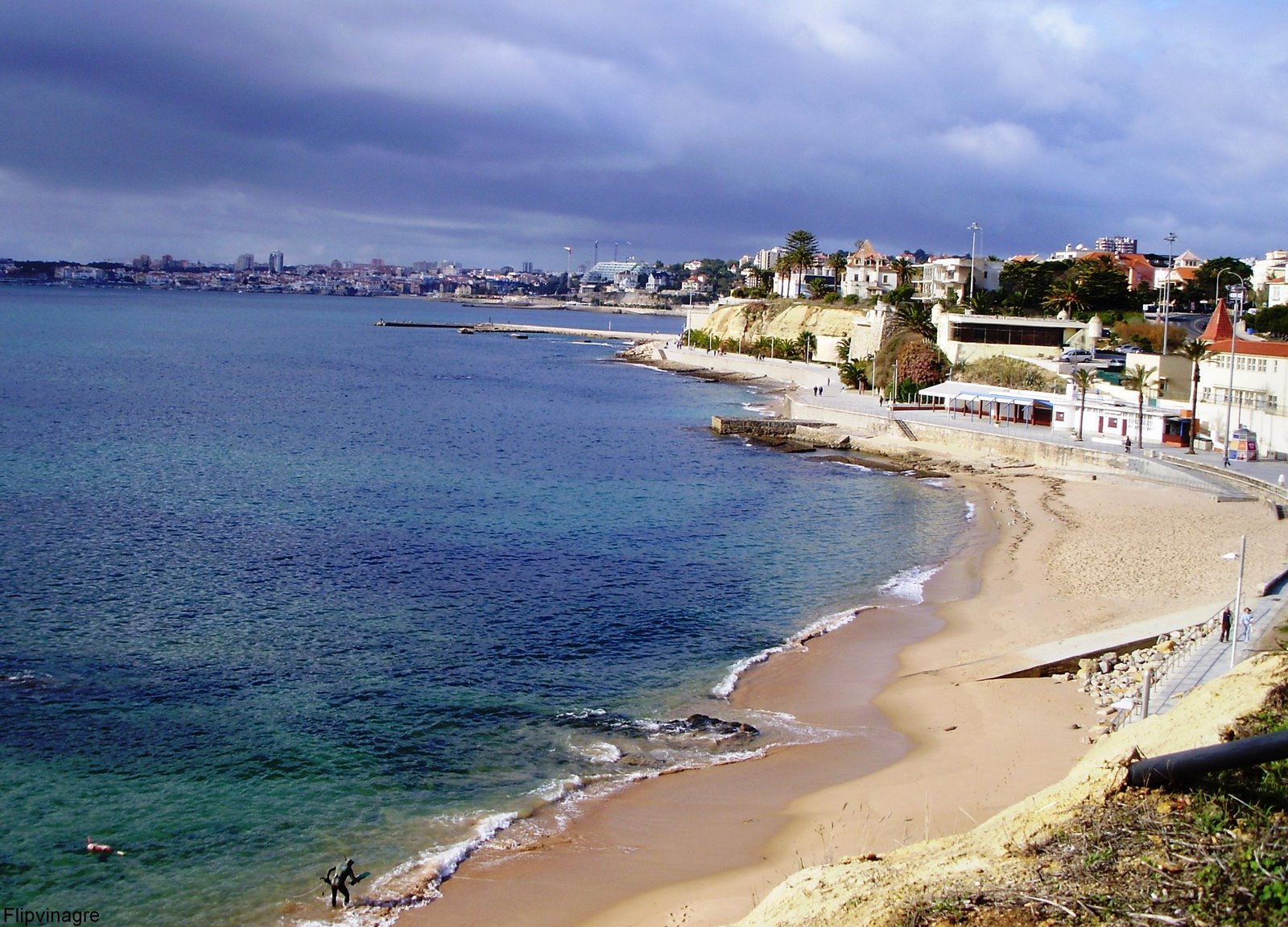 [praia+da+poça+estoril.JPG]