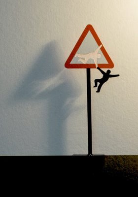 [Brad+Downey+3+sinal+transito+(2).jpg]