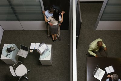 [trab+é+trab+conhaq+é+conhaq]