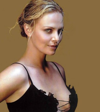 [charlize-theron-wallpapers-9-800.jpg]