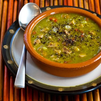 Recipe for Split Pea Soup with Ham, Bay Leaves, Epazote and Red Bell Pepper