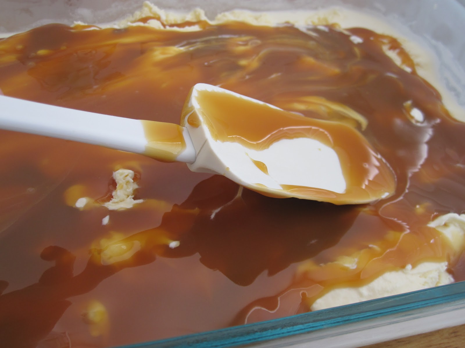 TWIX Ice Cream Cake Recipes Recipe