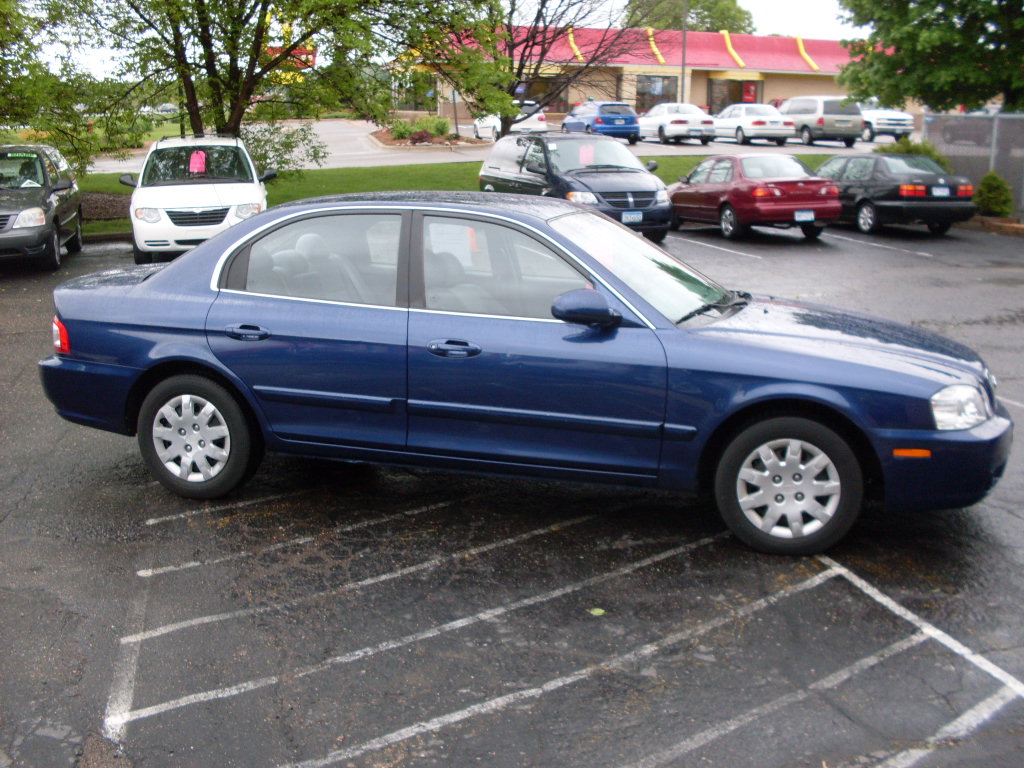Ride Auto: 2005 Kia Optima LX