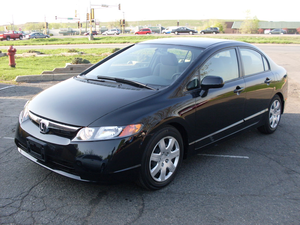 Ride Auto: 2007 Honda Civic LX