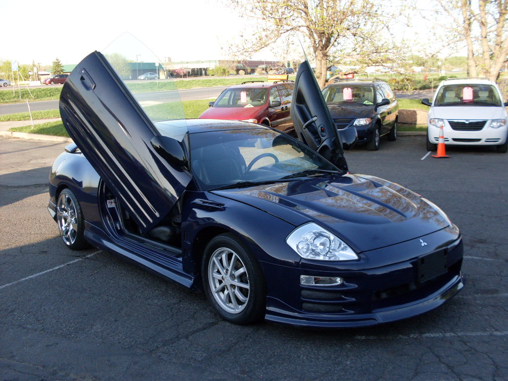 Ride Auto: 2001 Mitsubishi Eclipse GS