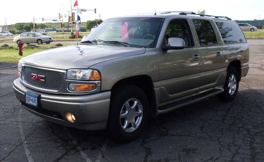 Ride Auto: 2002 GMC Yukon Denali XL