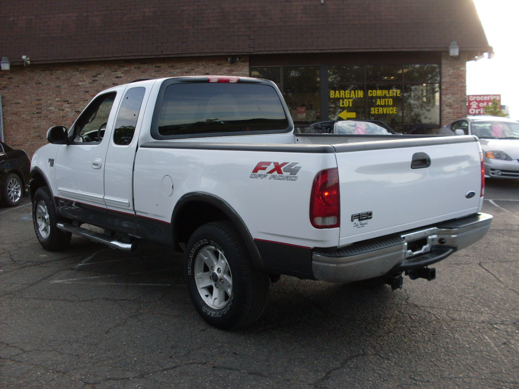 Ride Auto: Used 2002 Ford F150 XLT