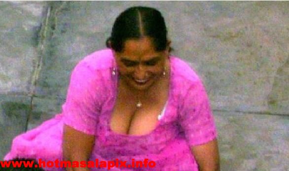 The Indian Pussy Desi Women Bathing Part 3