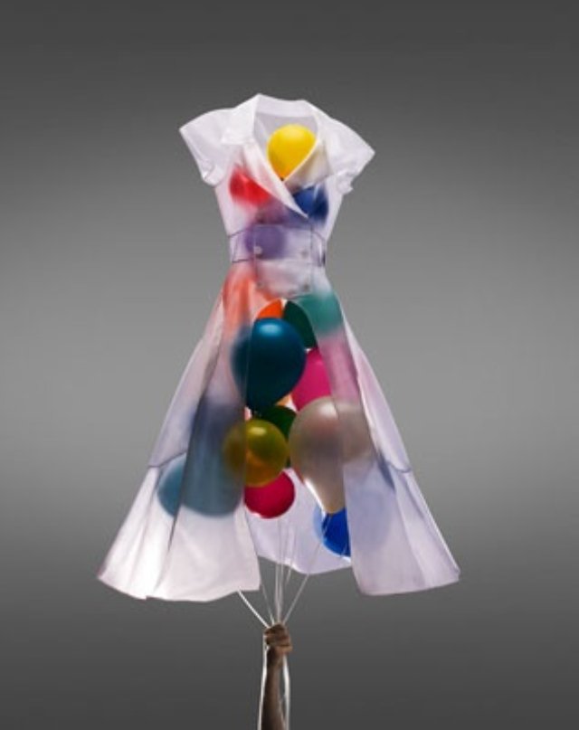 [Balloon+Dress.jpg]