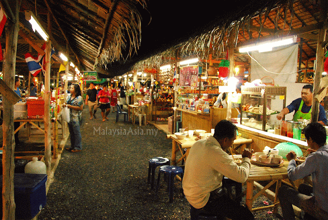 Klong Hae Floating Market Hat Yai