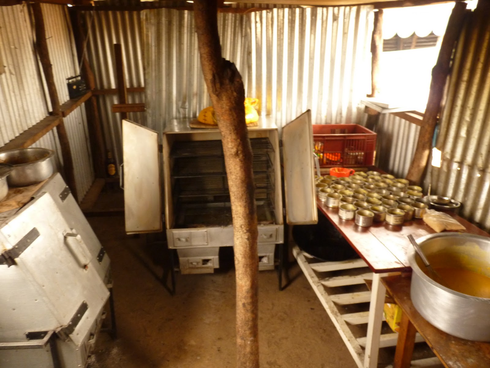Renewable Energy Solutions Kenya The Cookswell Oven In Action In A
