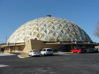 The Gold Dome Bank in Oklahoma City, Oklahoma, winner of the 2007 Board of Advisors Award.