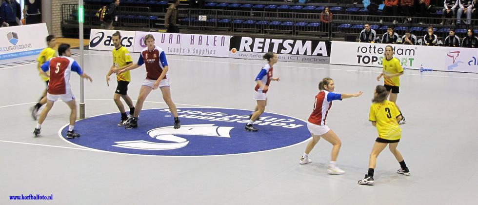 Educació Física Montsoriu Catalunya al europeu de korfbal.