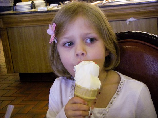 [09Mar11_Rbday_16-1.jpg]