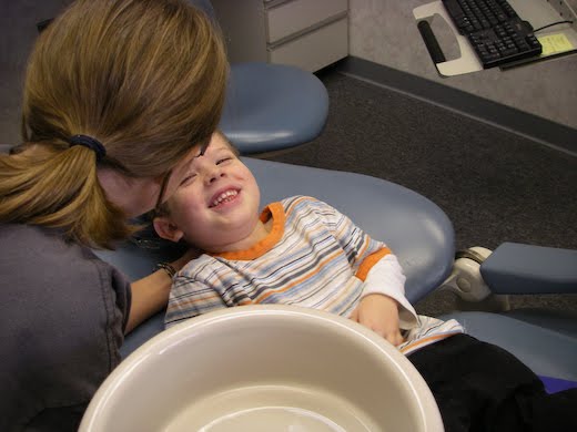 child's first dentist visit