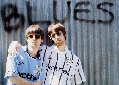 Oasis Rousseau STAGE INVASION: OASIS, 1991-2009