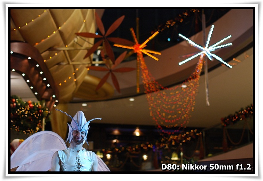 [IFC_XMas2009_a03.JPG]