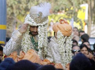 abhi-aish-001.jpg