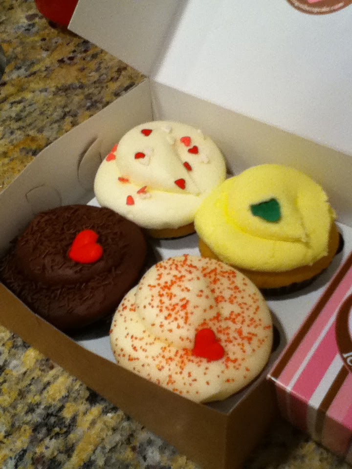 Carpe Cupcakes! Icing on the Cupcake Folsom, CA