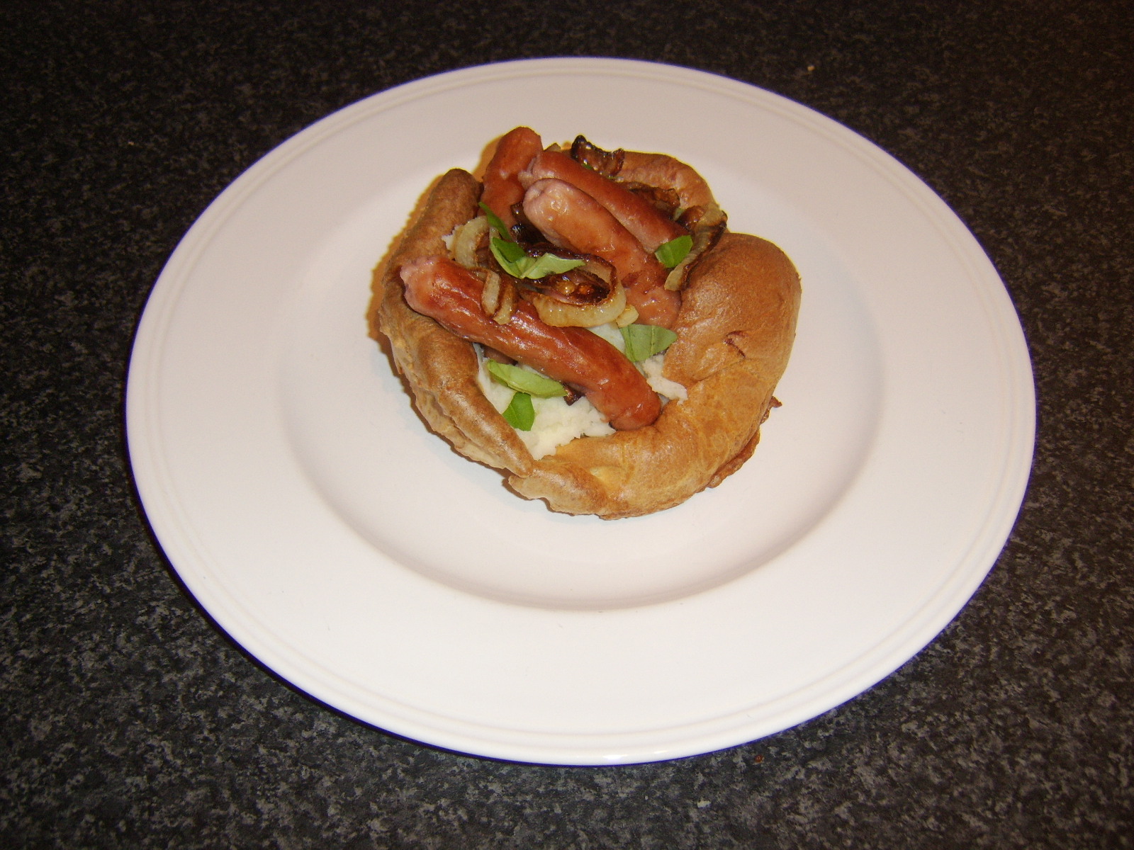 What Should I Have for Dinner Tonight? Sausages and Mash in a Giant