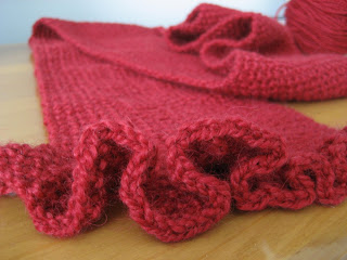 Knitting Patterns: Ruffled Moss-Stitch Scarf