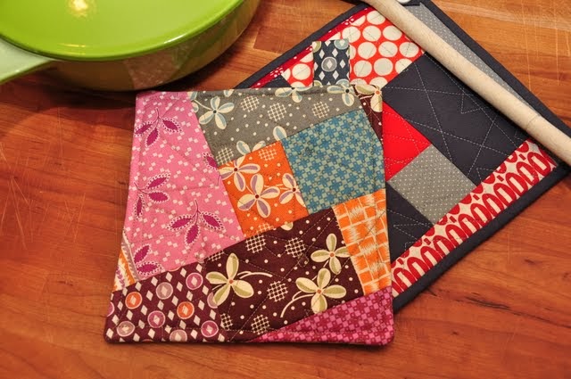How to Make Quilted Potholders: To Fit the Larger than Average Size Hand