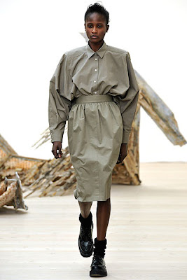 CosWeAfricanWomenAreDoin&DoinItWell: AFRICAN MODELS AT MERCEDES FASHION ...