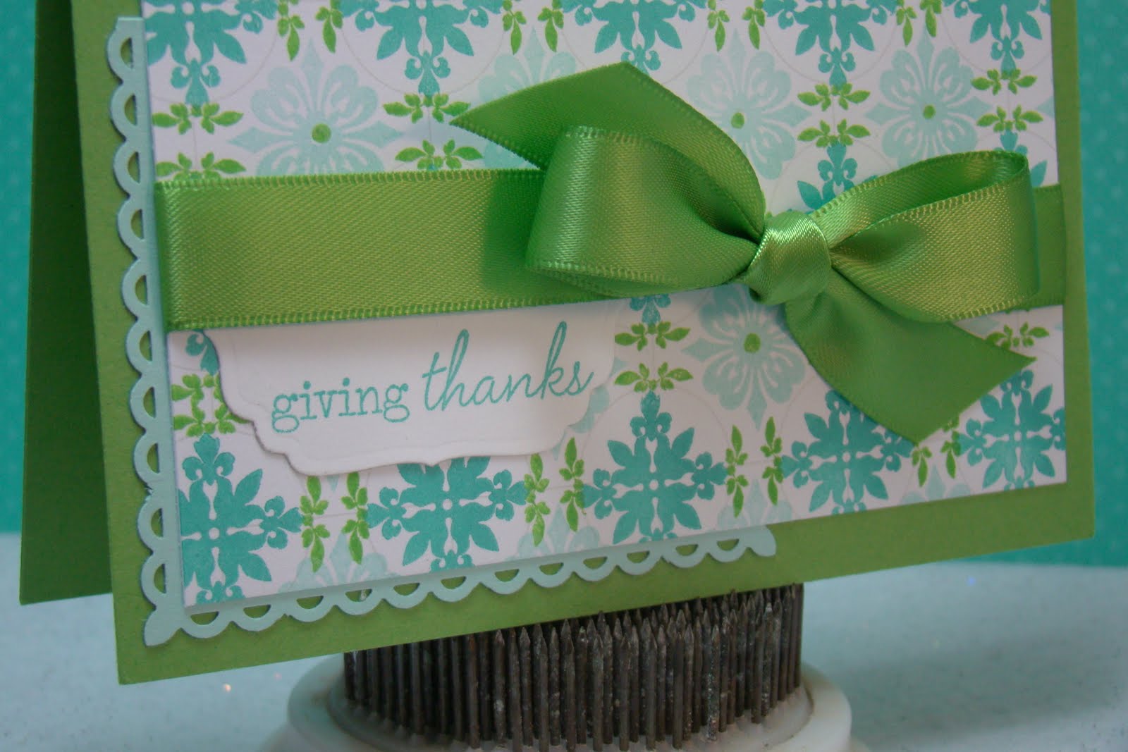 [Guide+Lines+New+Leaf+Thanks+Closeup.JPG]