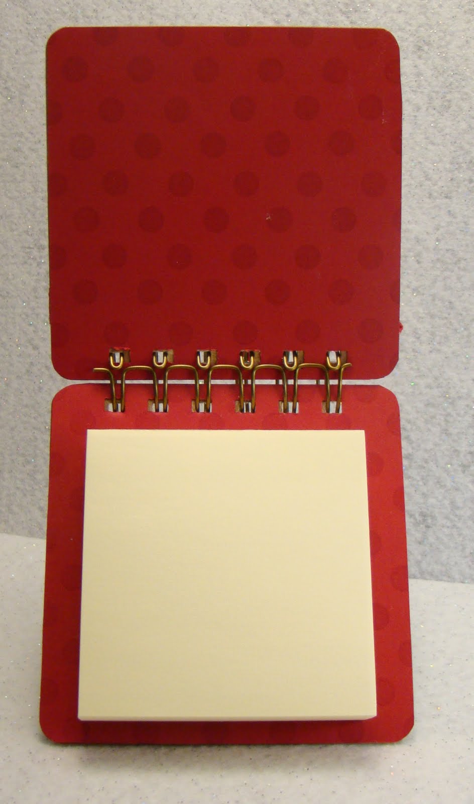 [Teacher's+Apple+Post+it+OPen+Dots.jpg]