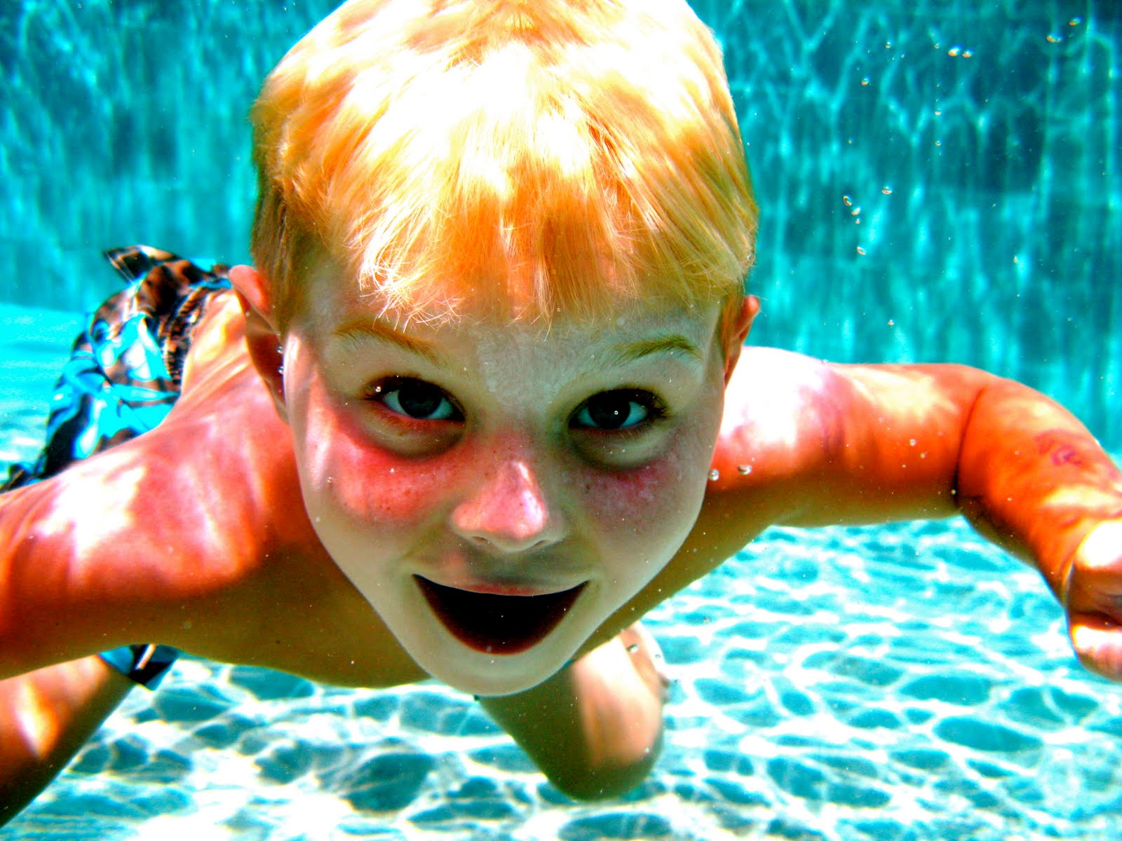 DUFOUR WORLD WIDE The Nirvana Nevermind kid All Grown Up