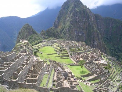 [machu-picchu-400x300.jpg]