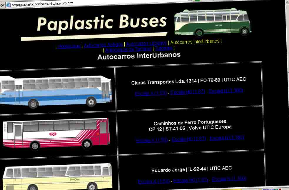 [paplastic+buses.jpg]