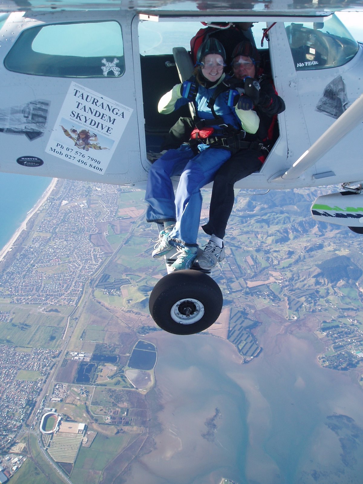 [03-06-08-3+010.jpg]