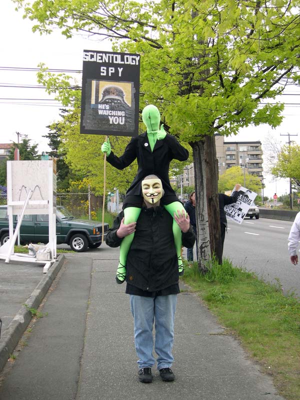 [Seattle+-+Anonymous+Protest+against+Scientology++May+10th+2008+(118).jpg]
